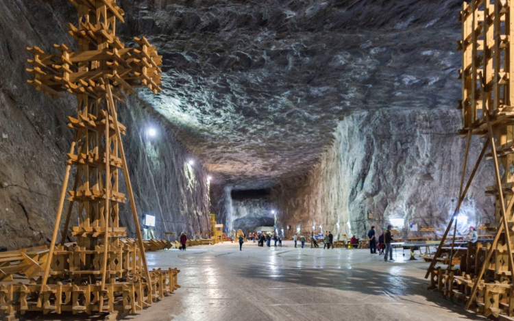 Parajd - Szakértők: az elárasztott parajdi sóbányát nem lehet megmenteni, de a térségben újabbakat lehet kialakítani