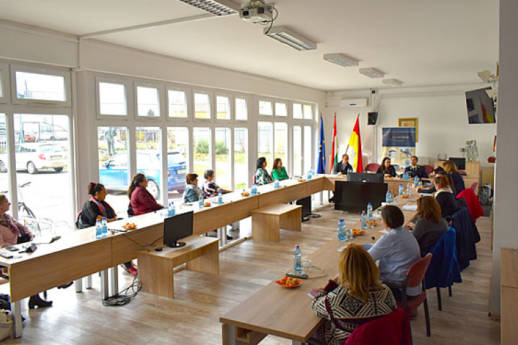 A kábítószer-ellenes kortárs képzések már mindhárom dombóvári középiskolában elérhetők