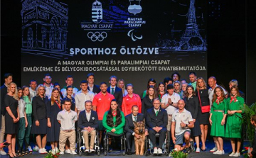 Bemutatták a magyar csapat párizsi olimpiára és paralimpiára tervezett ruhakollekcióit