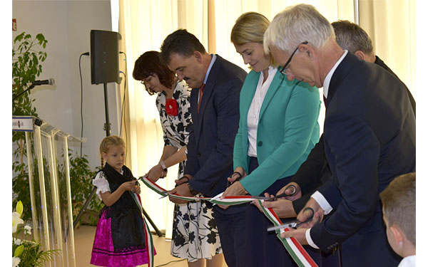 Átadták a Dombóvári Árpád-házi Szent Erzsébet Katolikus Óvoda új épületét