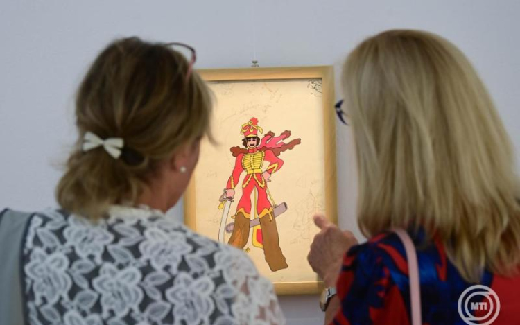 Áder János: felül kell emelkedni azon, ami szétválaszt