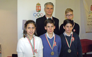 Nagyszerűen szerepelt az Illyés Gyula Gimnázium csapata a Mező Ferenc Szellemi Diákolimpia országos döntőjén