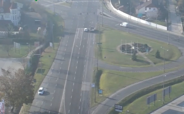 Drónnal és civil autókkal csaptak le a szabályszegőkre – VIDEÓ