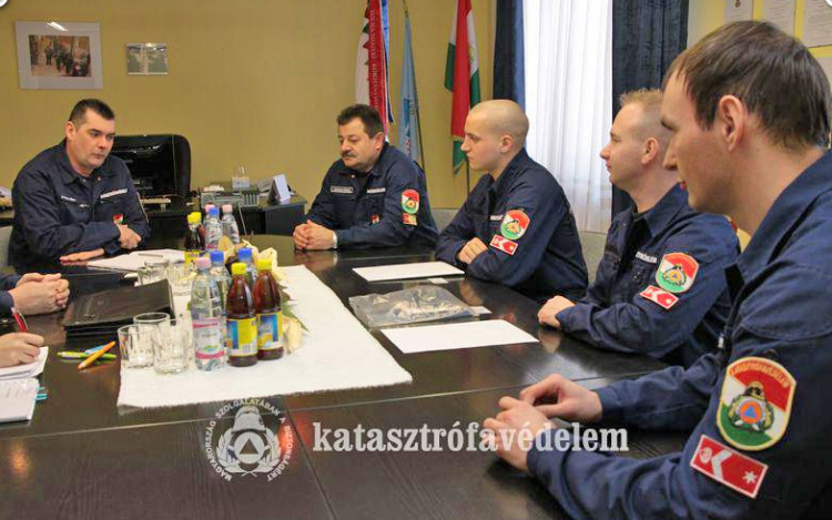 Három újonc tűzoltó kezdte meg szolgálatait Tolna megyében